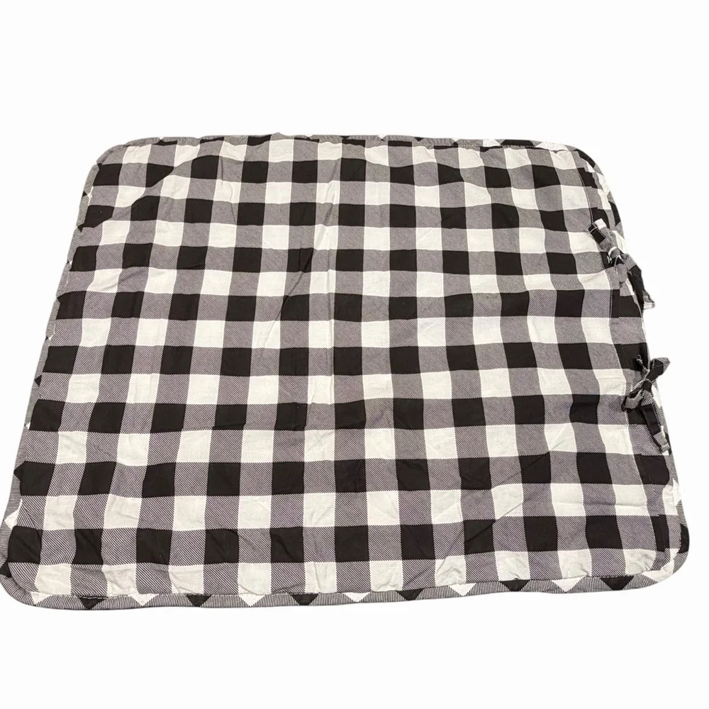 Christmas Tree Sham (1) Black White Buffalo Plaid Back 2 Tie Backs Holiday Decor